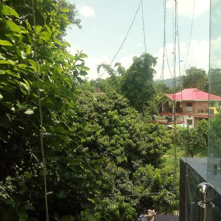 Hotel Sky Bule & Restaurant Khas Nagrota Exterior photo